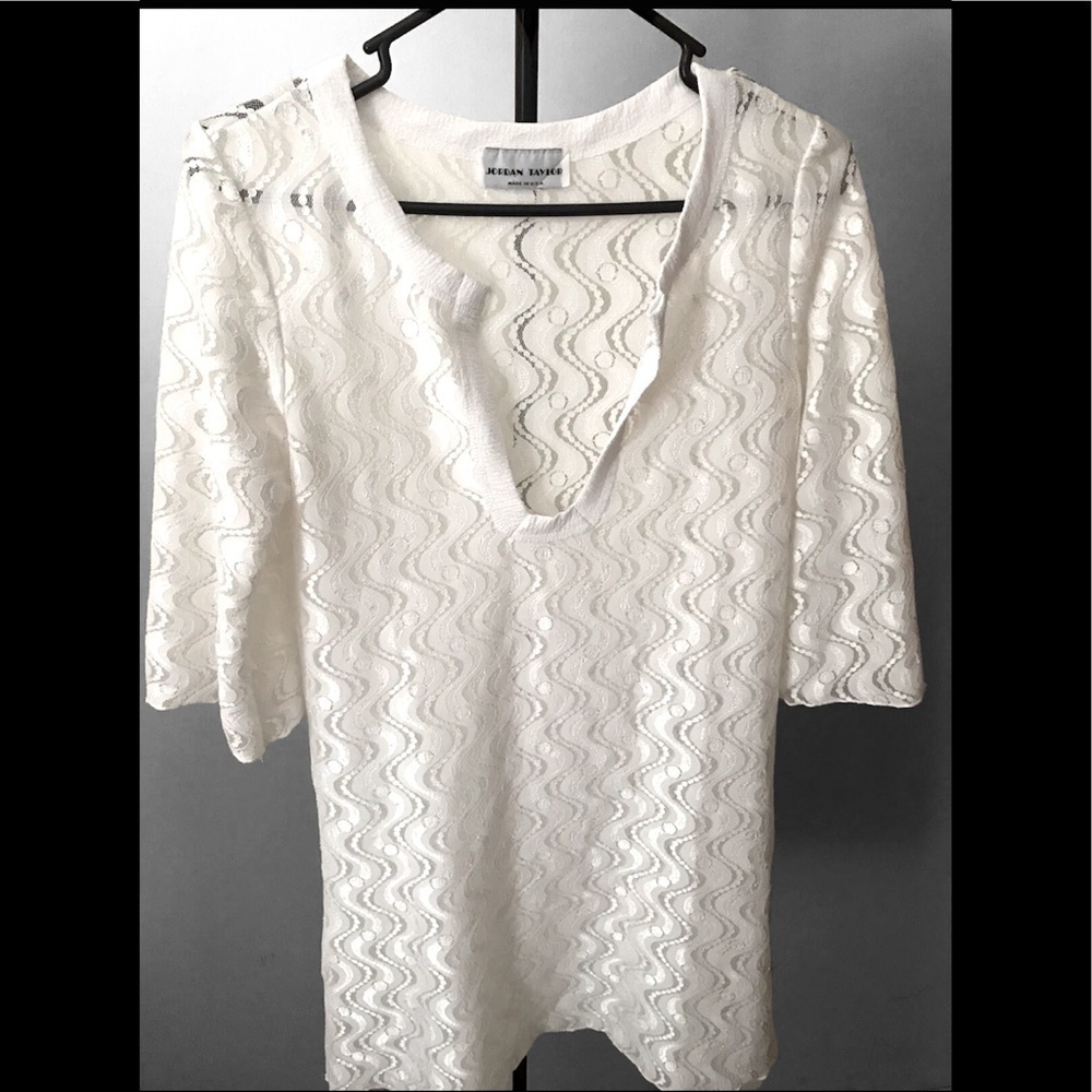 𝅺JORDAN taylor womens cover up. Size medium